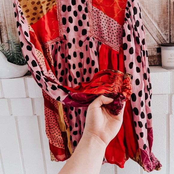 ✨Anthropology Patchwork Pattern Peasant Blouse✨ - Picture 5 of 7